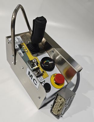 comprare Skyjack Control Box 212637 Model with 1Year Warranty and 4 kg Weight for Platform Control fabbricazione online